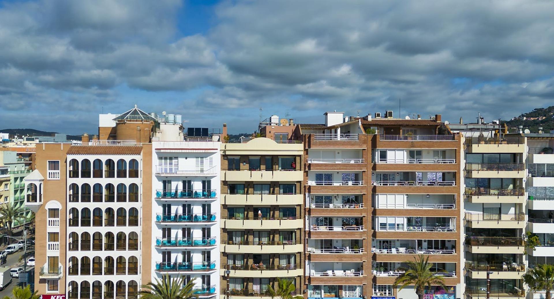 Apartamentos en la playa de Lloret de Mar